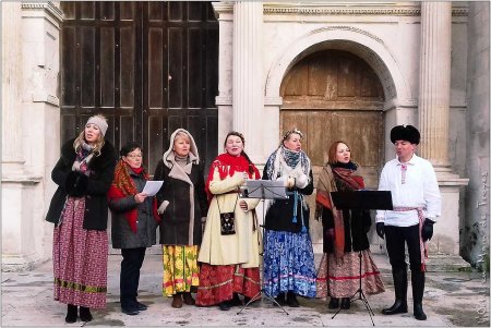 Sur le Marché de Noël Saint-Nizier {JPEG}