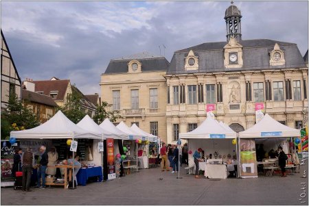 Journée nationale du Commerce de proximité et de l'Artisanat {JPEG}