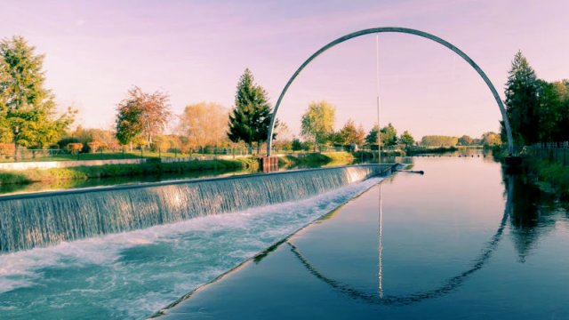 Lusigny-sur-Barse - sculpture de Klaus Rinke Lusigny-sur-Barse - sculpture de Klaus Rinke